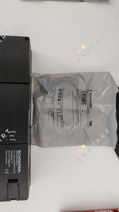 P/N: 103013912 AZM201Z-CC-T-1P2PW